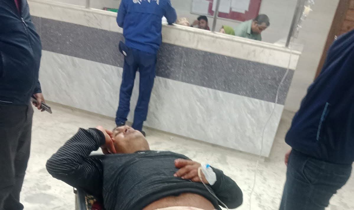 বগুড়ায় মাঝে মধ্যেই অপরাধীদের দ্বারা পুলিশ সদস্যরা লাঞ্ছিত ও ছুরিকাঘাতে আহত হচ্ছে  