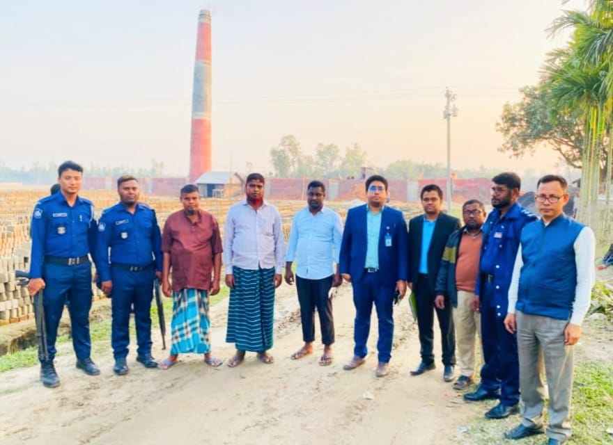 কুড়িগ্রামে অনুমতি ছাড়াই ইট প্রস্তুত, ইটভাটা কর্তৃপক্ষকে ১ লক্ষ টাকা অর্থদণ্ড