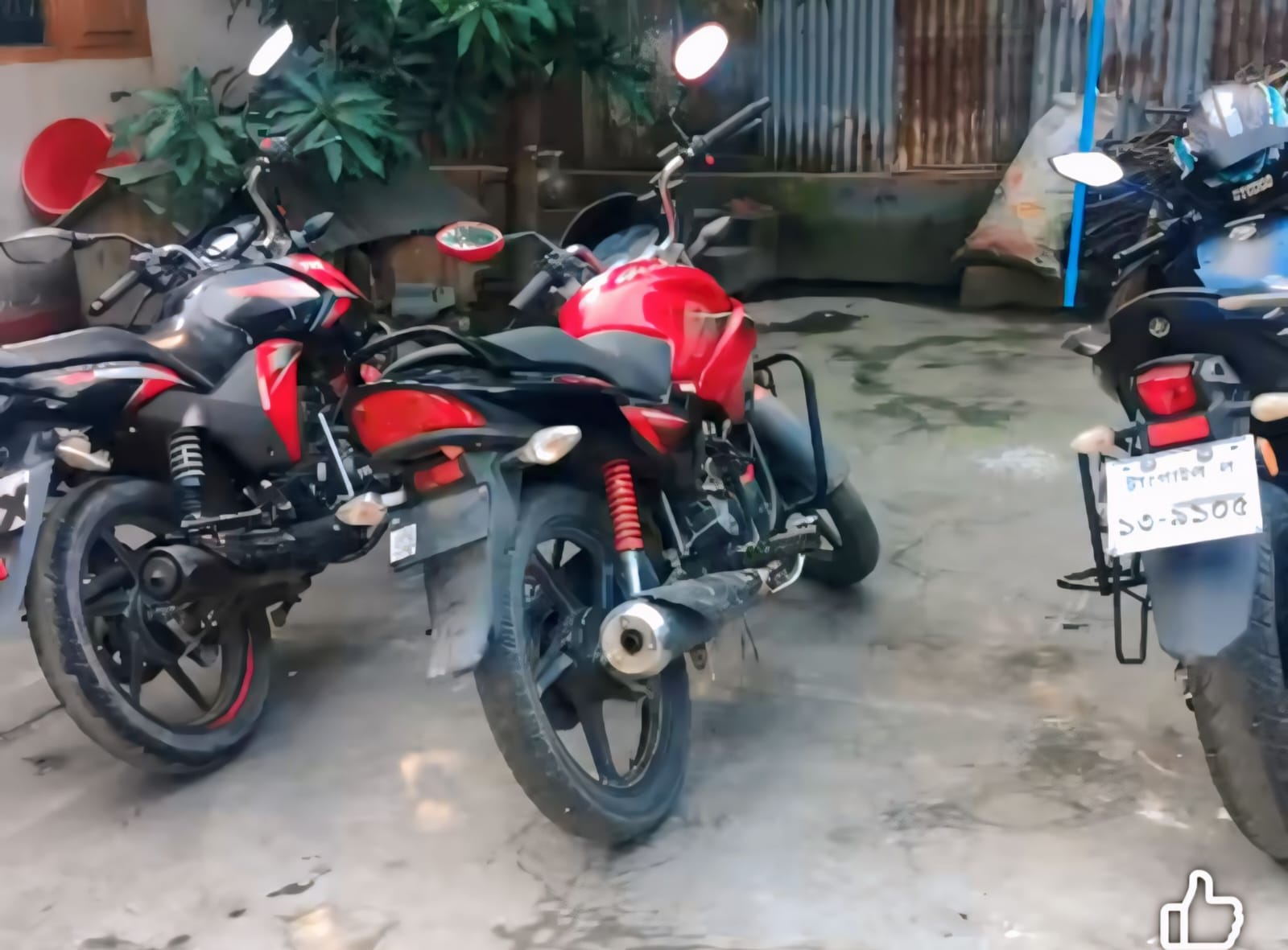 কালিহাতীতে খেজুরের রস খেতে গিয়ে সড়ক দুর্ঘটনায় কিশোর নিহত, আহত দুই
