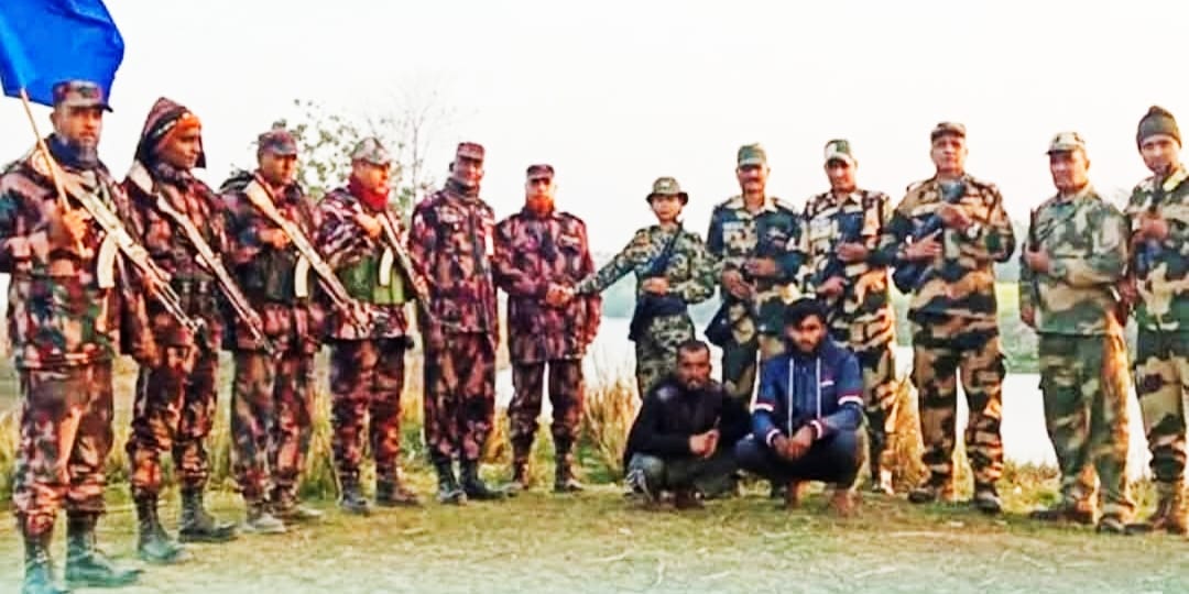 সীমান্তে আটককৃত ২ জন ভারতীয়কে পতাকা বৈঠকের মাধ্যমে ফেরত দিল বিজিবি