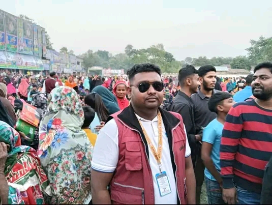 আমাকে নিয়ে কেউ বাজে মন্তব্য বা বাজে কমেন্ট করলে আমি কষ্ট পাই না এস এম রবি