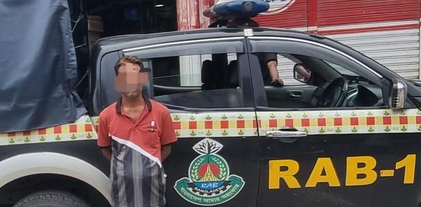 বগুড়ায় ধর্ষণ মামলার পলাতক আসামী রিপন