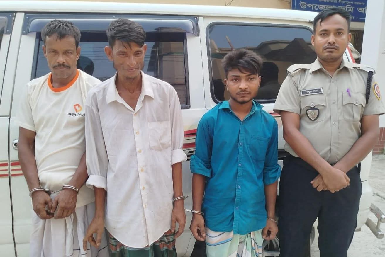 কাহালুতে ৩ মাদকদ্রব্য কারবারী গ্রেফতার : ভ্রাম্যমাণ আদালতে সাজা প্রদান