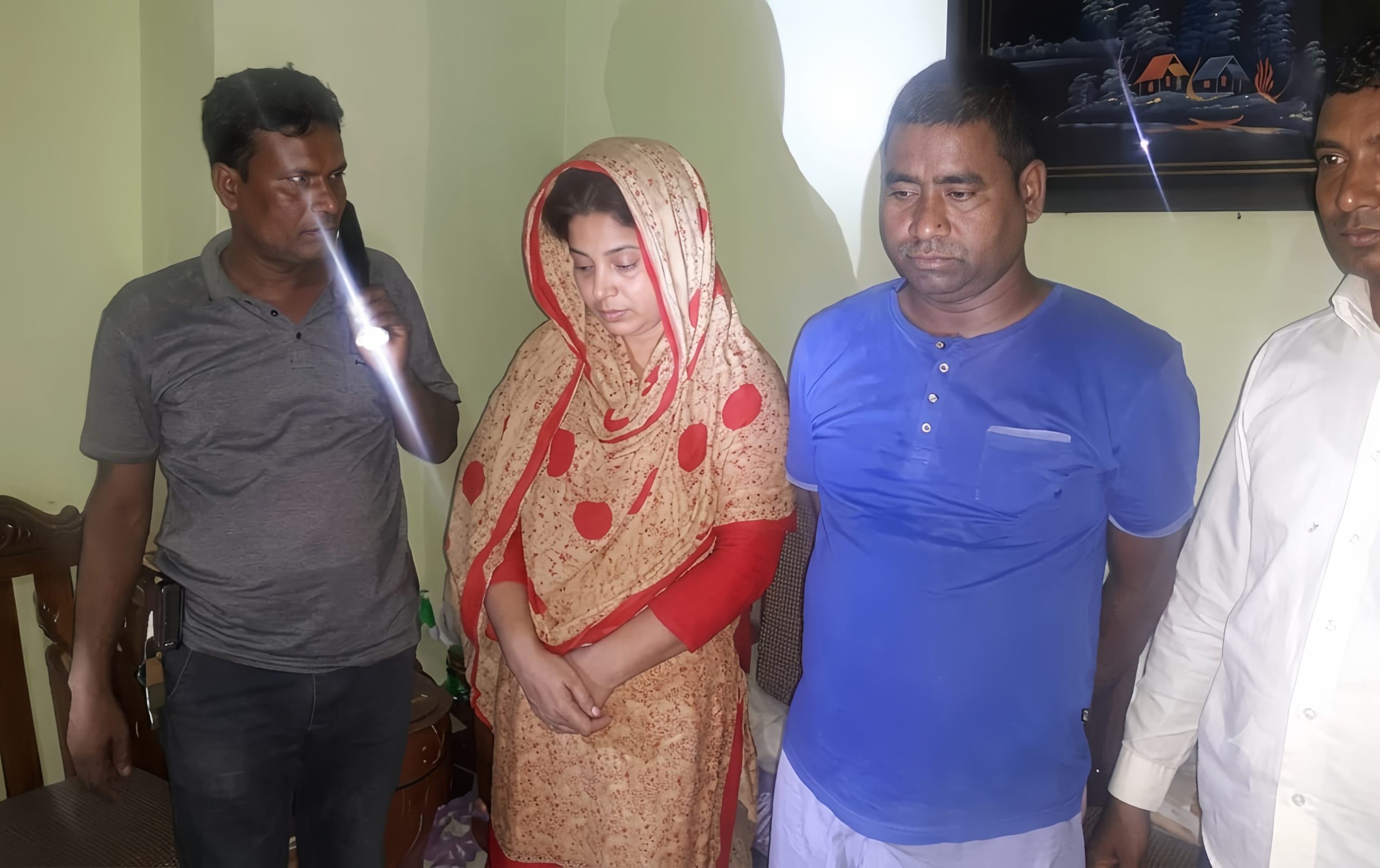 গোদাগাড়ীর যাবজ্জীবন সাজা পেয়েও ধরাছোঁয়ার বাইরে চিট রাসেল মানি লন্ডারিং তদন্তের দাবি ​