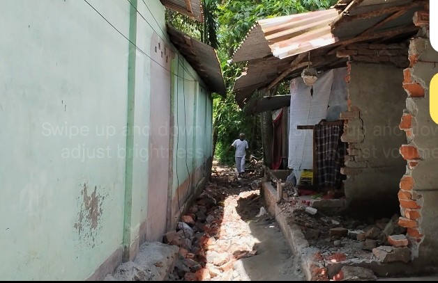 জনগণের হস্তক্ষেপে ২০ বছর পর চলাচলের রাস্তা পুনরায় উন্মুক্ত