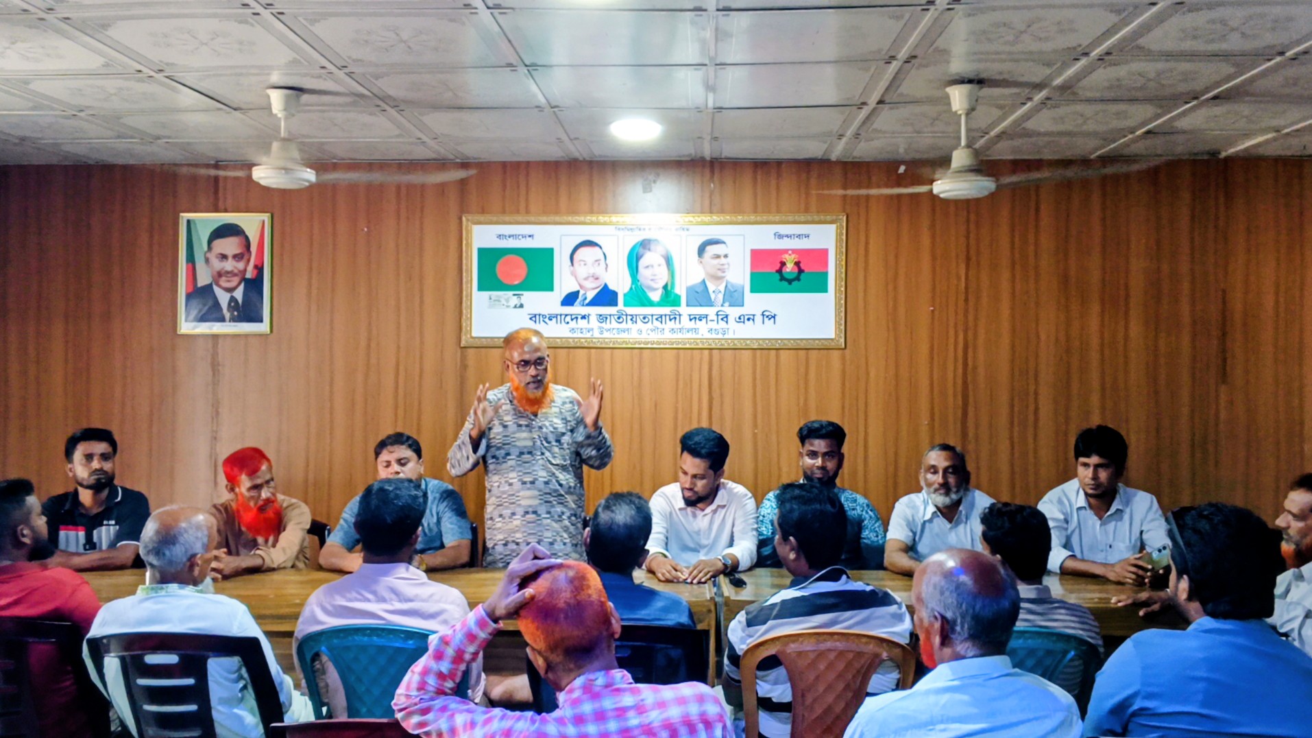 ঐতিহাসিক ৫ আগস্ট সফল করতে কাহালু উপজেলা কৃষকদলের মতবিনিময় সভা অনুষ্ঠিত